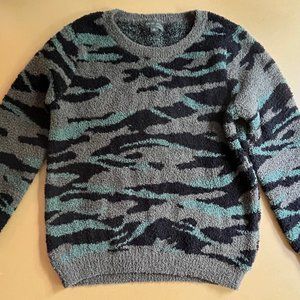 Barefoot Dreams Cozy Chic Camo Pullover